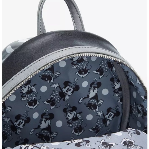 Loungefly Disney Steamboat Willie Minnie Mouse Figural Mini Backpack - Picture 4 of 4